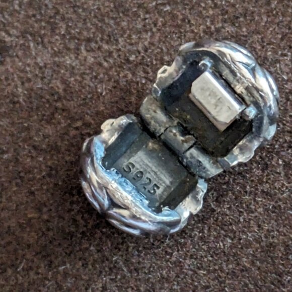 2 Pandora Zinnia with Amethyst clips - Picture 3 of 5